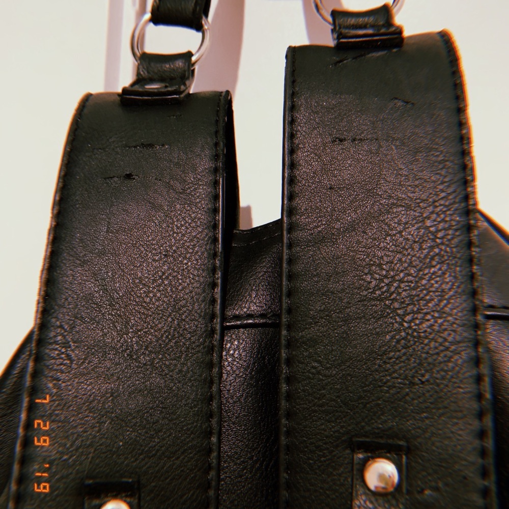 SOLD ON DEPOP UNIF Bound Backpack Full Size - Picture 2 of 2